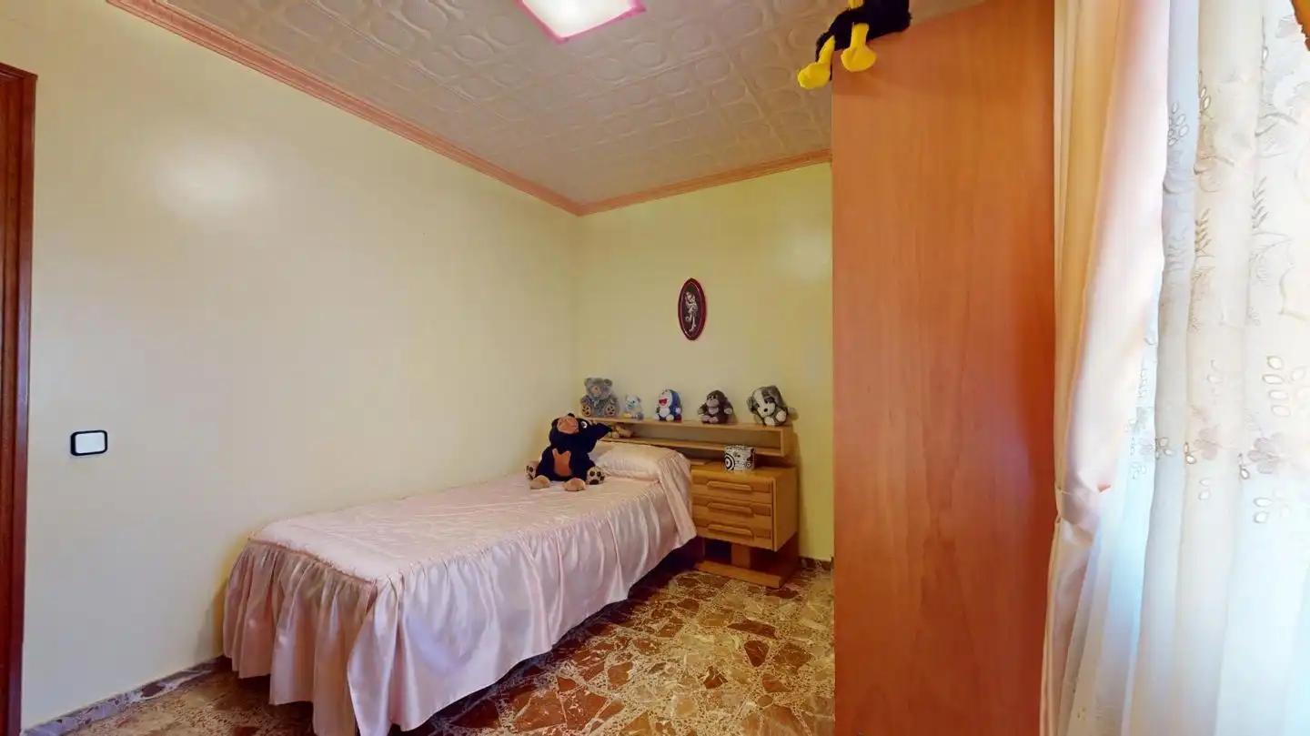 Dormitori de Casa o xalet en venda en Viladecans amb Jardí privat i Terrassa