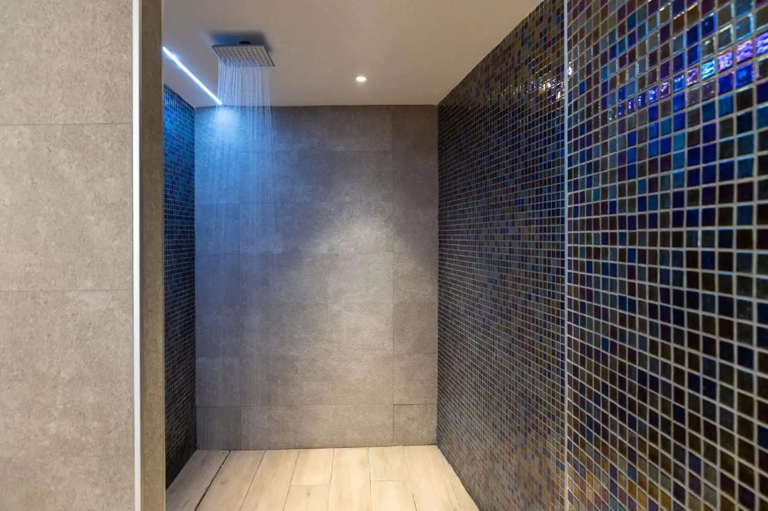 Bathroom of Apartments for sale in Salobreña  with Air Conditioner, Heating and Terrace