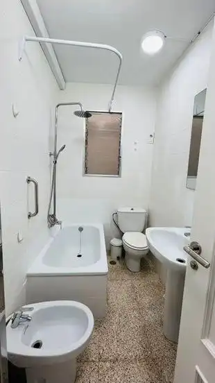 Bany de Àtic de lloguer en Centro