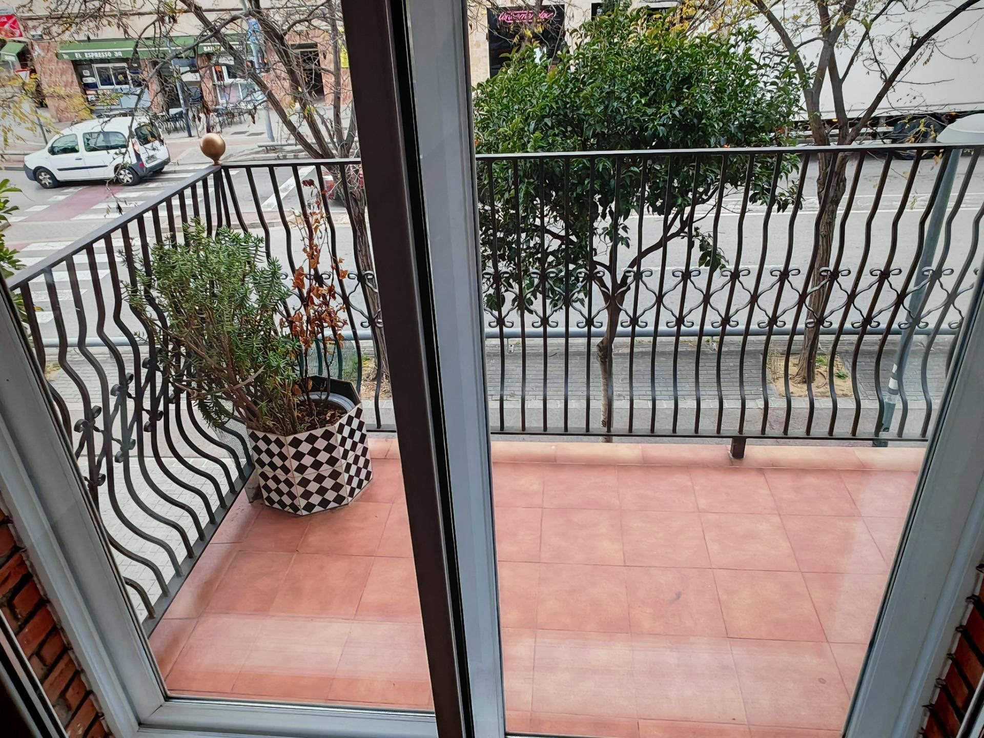 Terrassa de Pis de lloguer en Barberà del Vallès amb Aire condicionat, Calefacció i Balcó