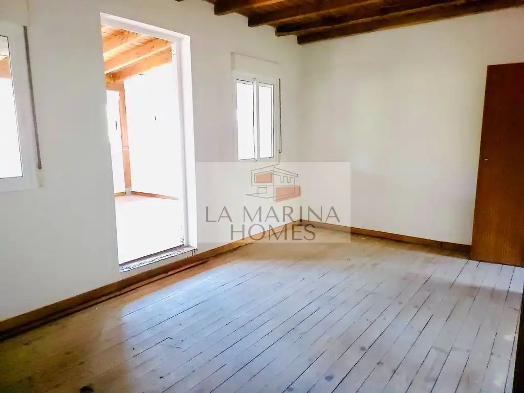 Sala d'estar de Finca rústica en venda en Nogueira de Ramuín, Ourense
