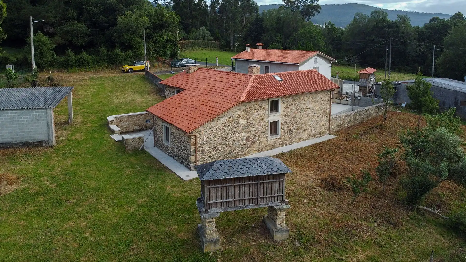 Exterior view of Flat for sale in Sedes - Pedroso - Doso