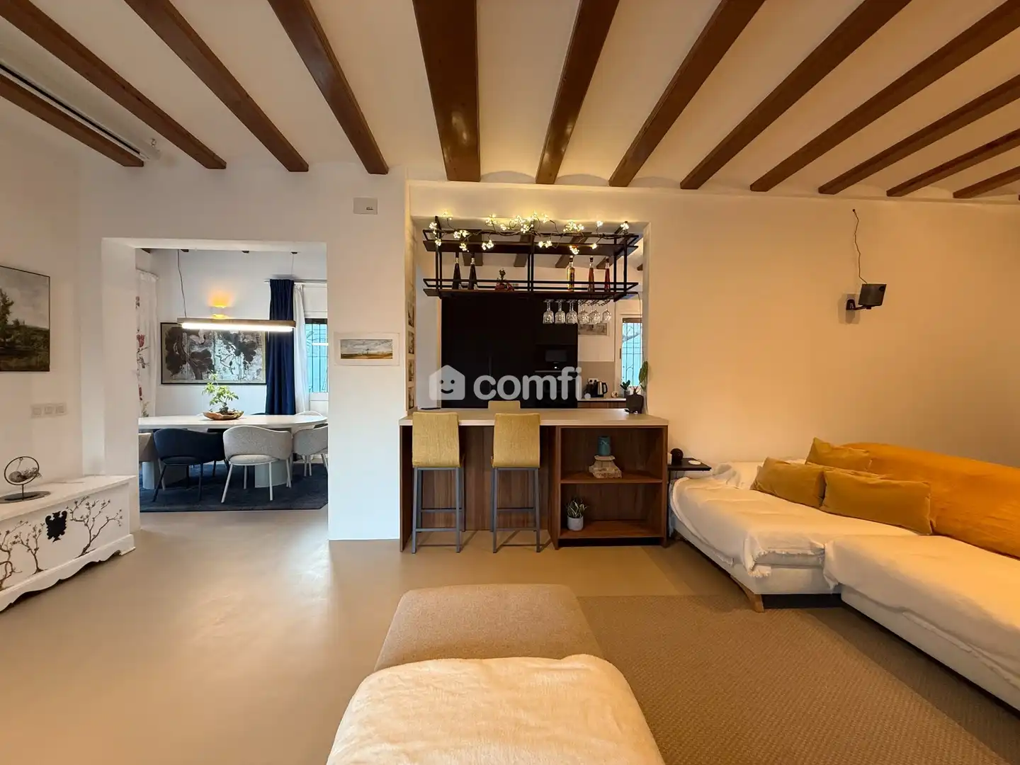 Sala de estar de Casa adosada de alquiler en Sant Vicenç Dels Horts con Aire acondicionado, Calefacción y Terraza
