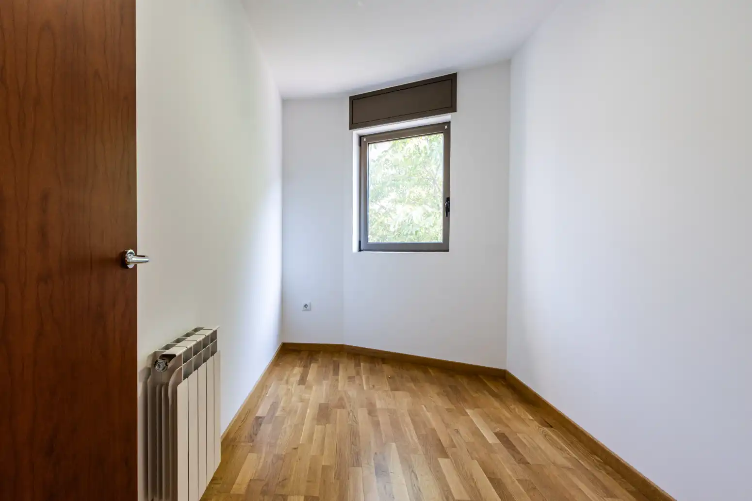 Dormitori de Pis en venda en Terrassa amb Aire condicionat, Calefacció i Parquet