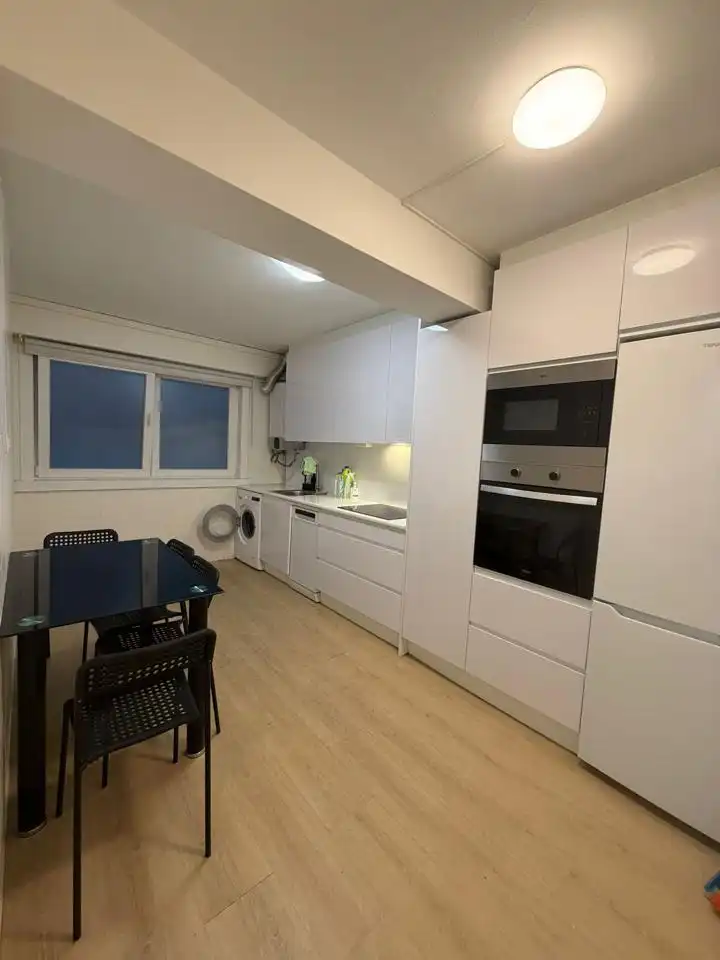 Cuina de Pis en venda en A Coruña Capital  amb Traster i Moblat
