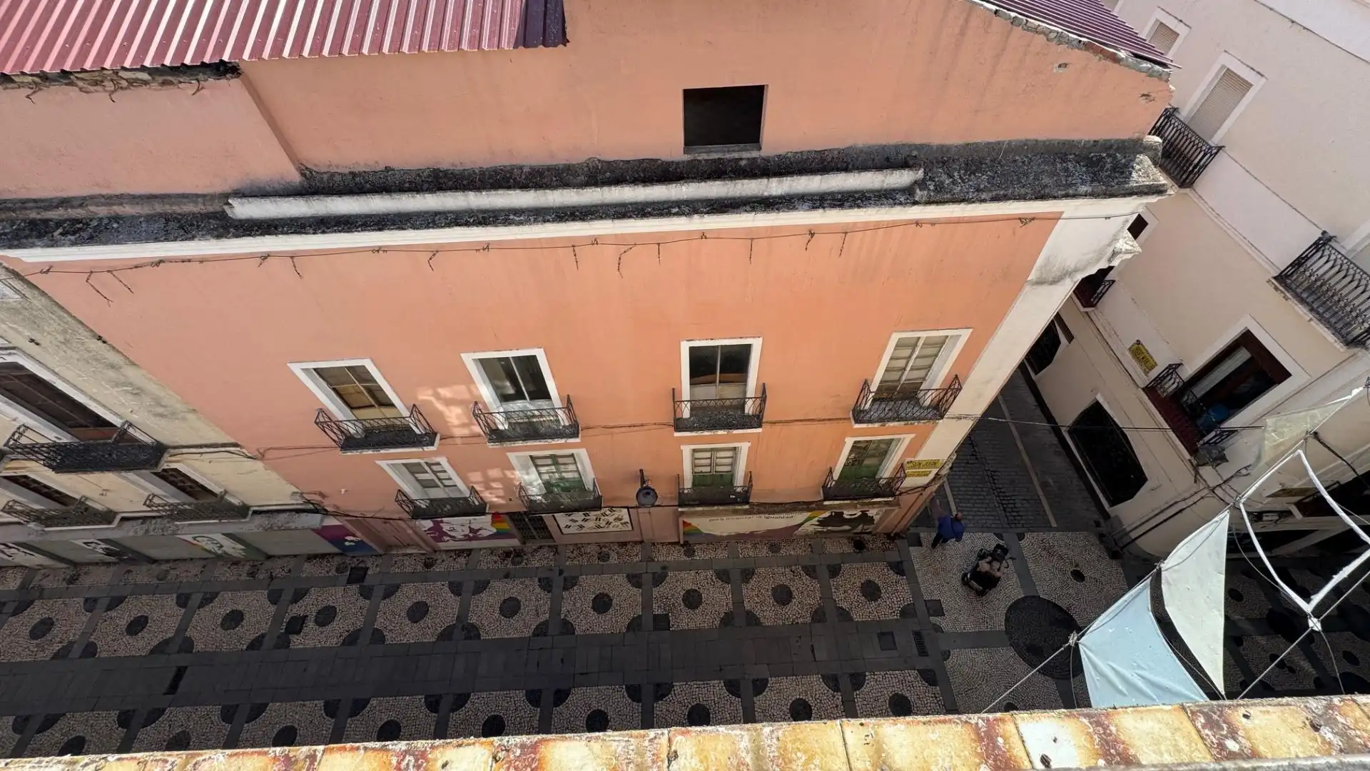 Vista exterior de Casa o xalet en venda en Badajoz amb Terrassa, Traster i Balcó