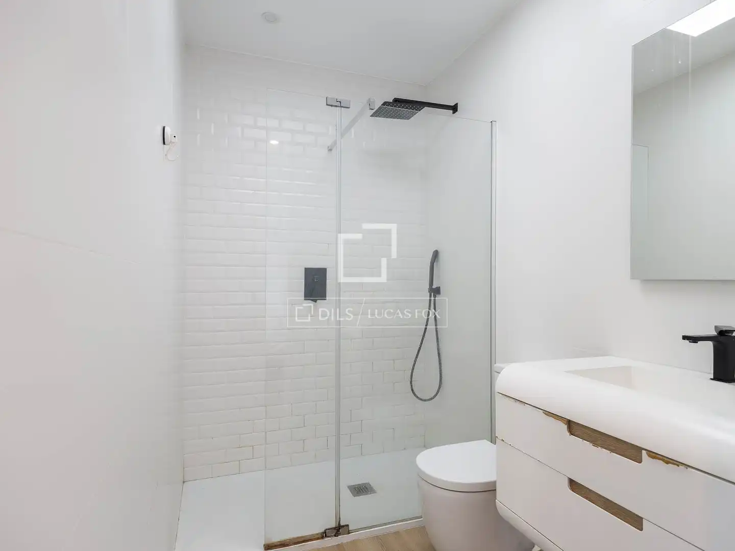 Baño de Casa o chalet en venta en Godella con Aire acondicionado, Calefacción y Jardín privado