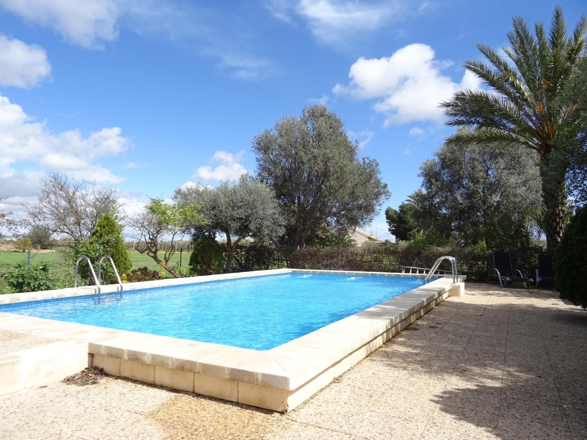 Piscina de Casa o chalet en venta en Cartagena con Calefacción y Jardín privado