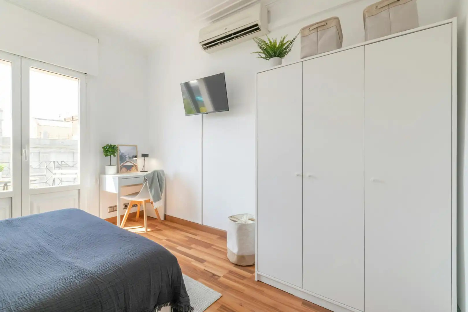 Schlafzimmer von Wohnung zur untervermieten in  Barcelona Capital mit Klimaanlage, Heizung und Waschmaschine