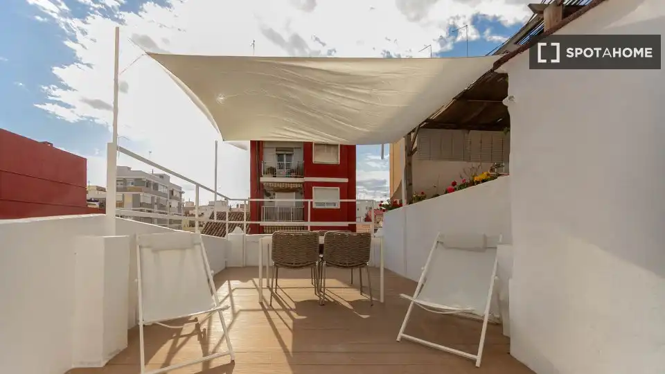 Habitació a El Cabanyal - El Canyamelar