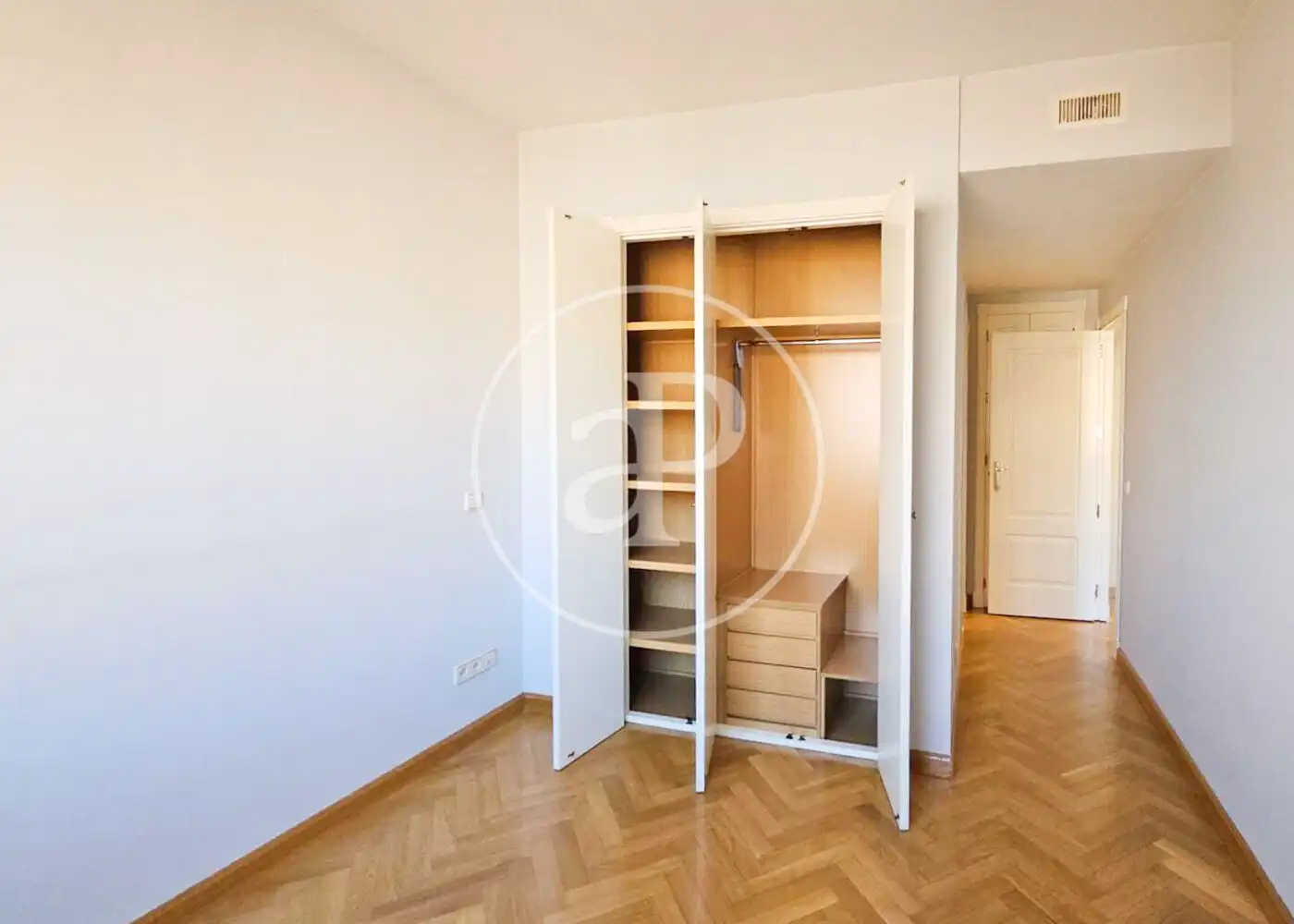 Penthouse mit Terrasse zum Verkauf in Vega de la Moraleja, imagen 9