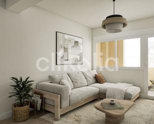 Living room of Flat for sale in  Sevilla Capital  with Air Conditioner and Terrace