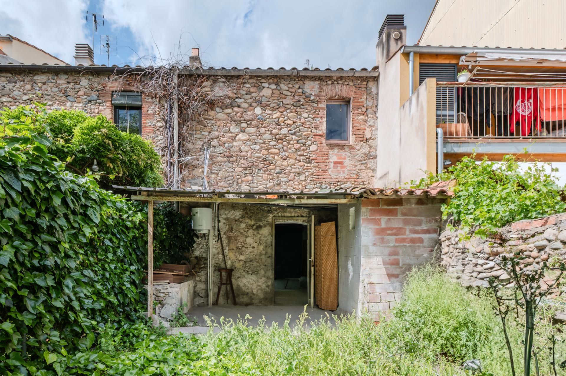 Exterior view of Single-family semi-detached for sale in Salt  with Private garden and Terrace