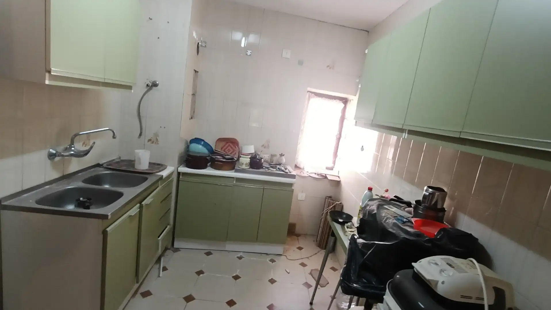 Cuina de Casa o xalet en venda en Lucillos amb Terrassa