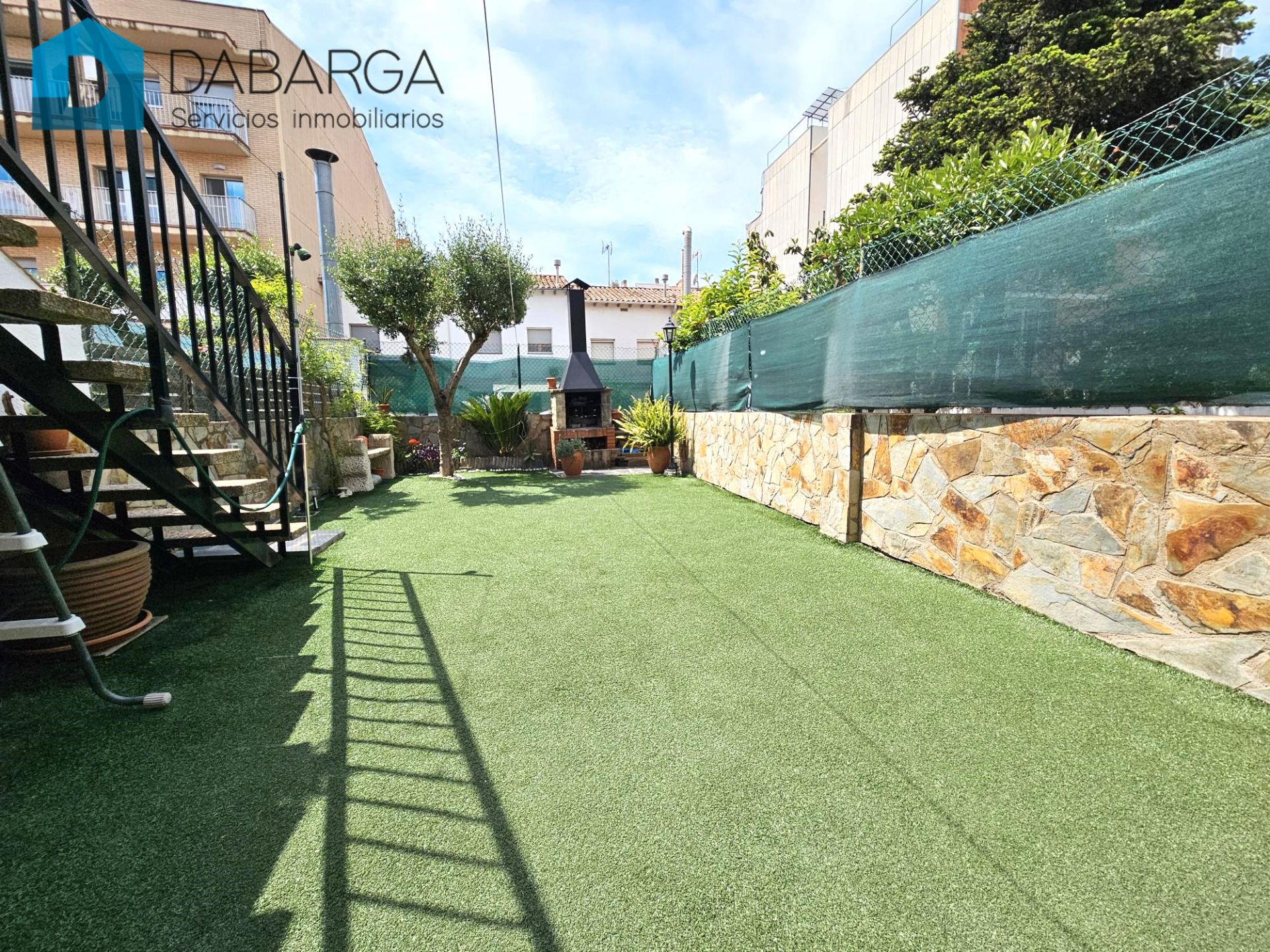 Garden of Single-family semi-detached for sale in Ripollet  with Air Conditioner, Heating and Private garden