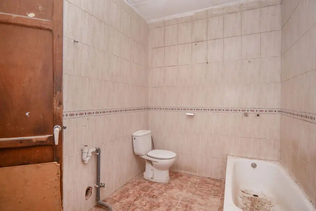 Detached homes for sale in Calle Levante (Ferro), Roldán