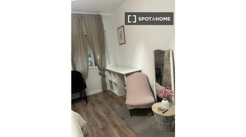Foto 4 de Habitación en Canyelles, Barcelona Capital