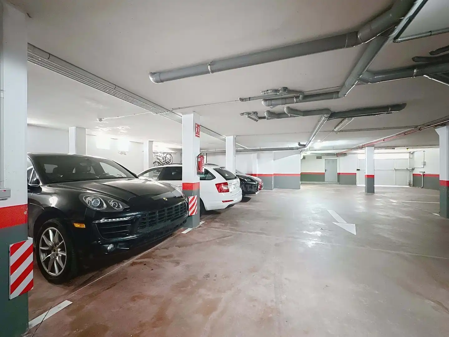 Parkplatz von Wohnung zum Verkauf in Vilagarcía de Arousa mit Terrasse und Schwimmbad