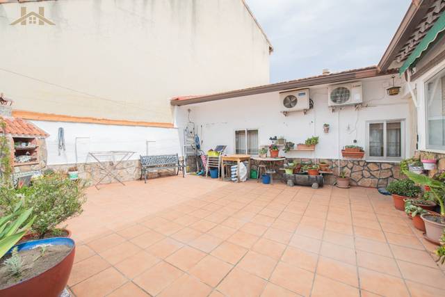 Casa-chalet en Venta en Calle Margarita en Cuevas - Ilustración