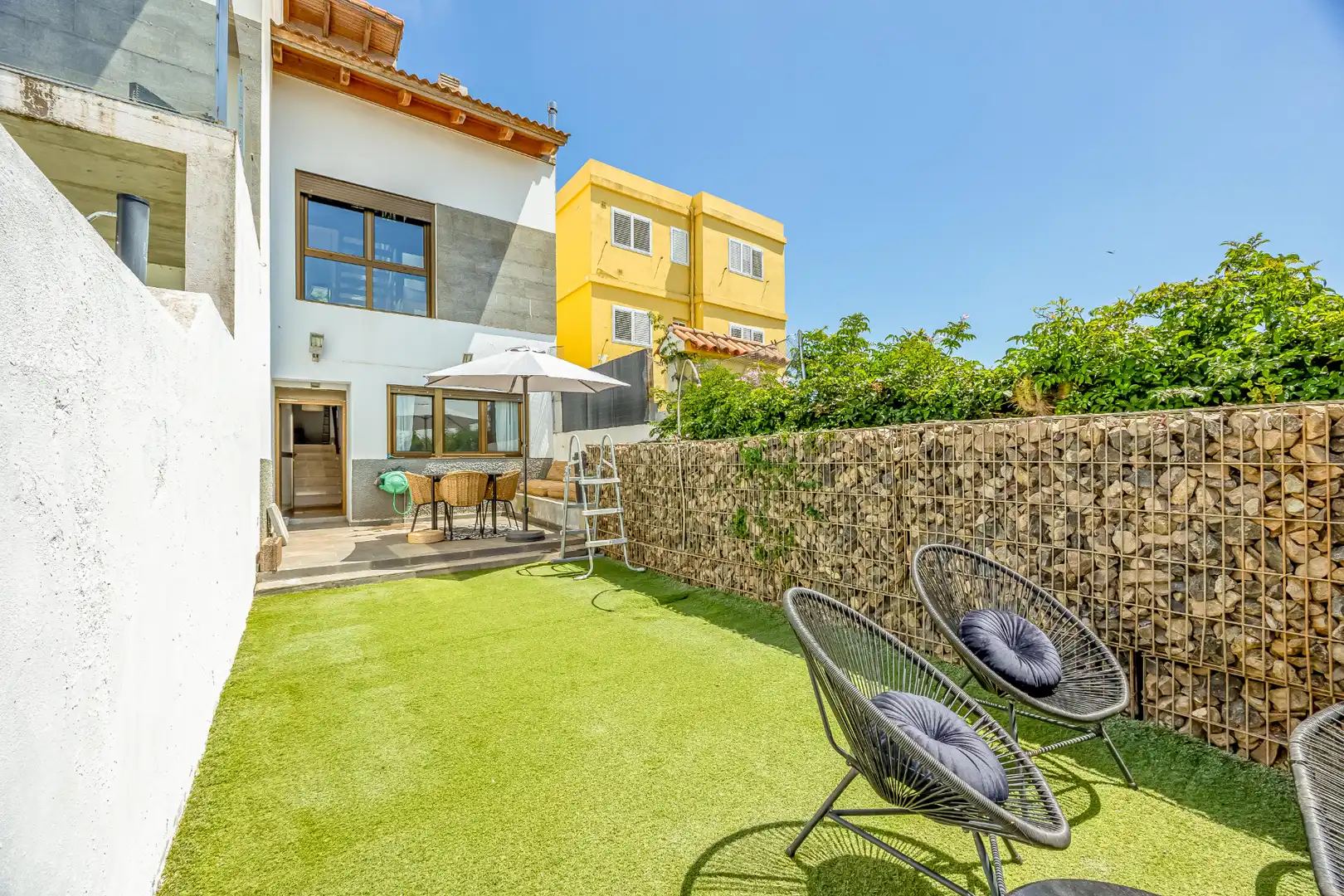 Terrace of Detached homes for sale in Teror  with Air Conditioner, Heating and Private garden