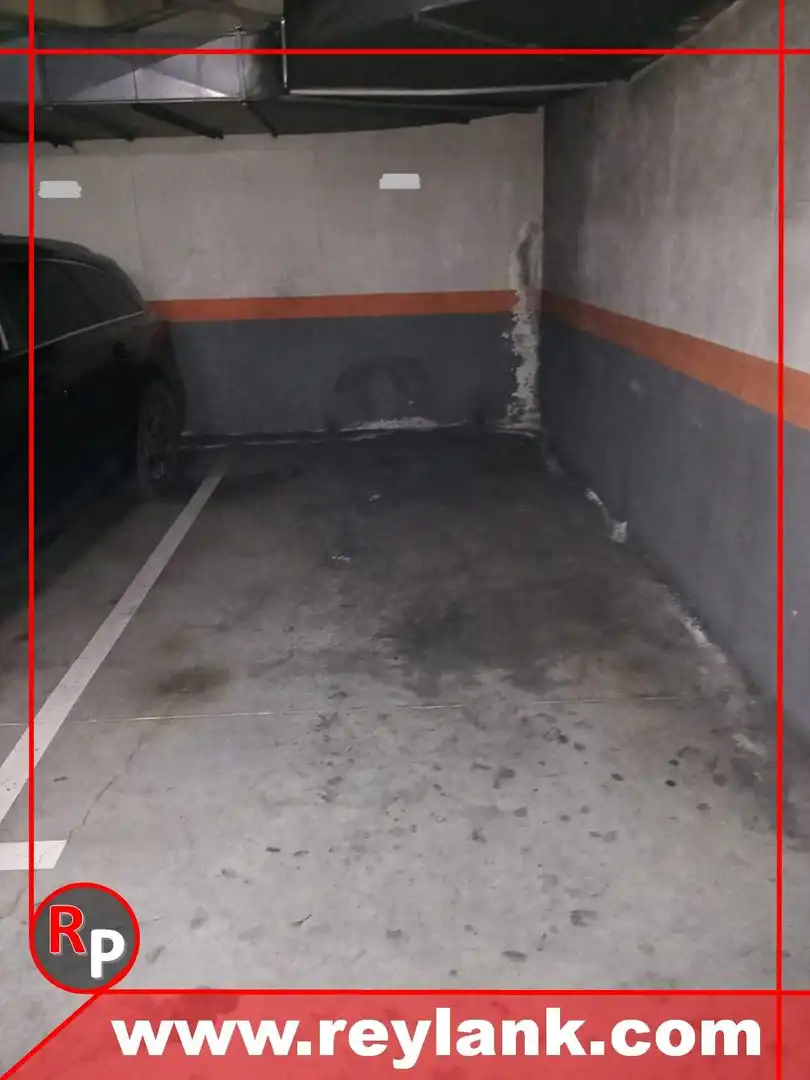 Parkplatz von Garage zum Verkauf in Coslada