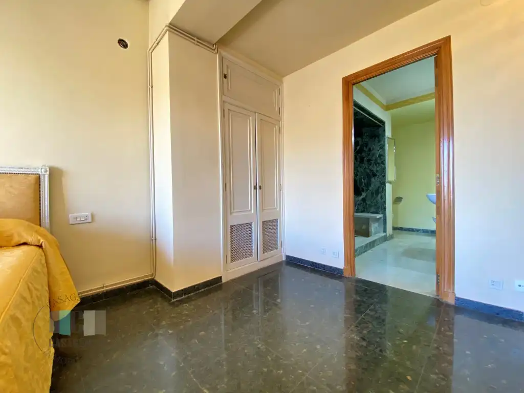 Piso en venta en Plaza Huerto Sogueros, Casco Histórico