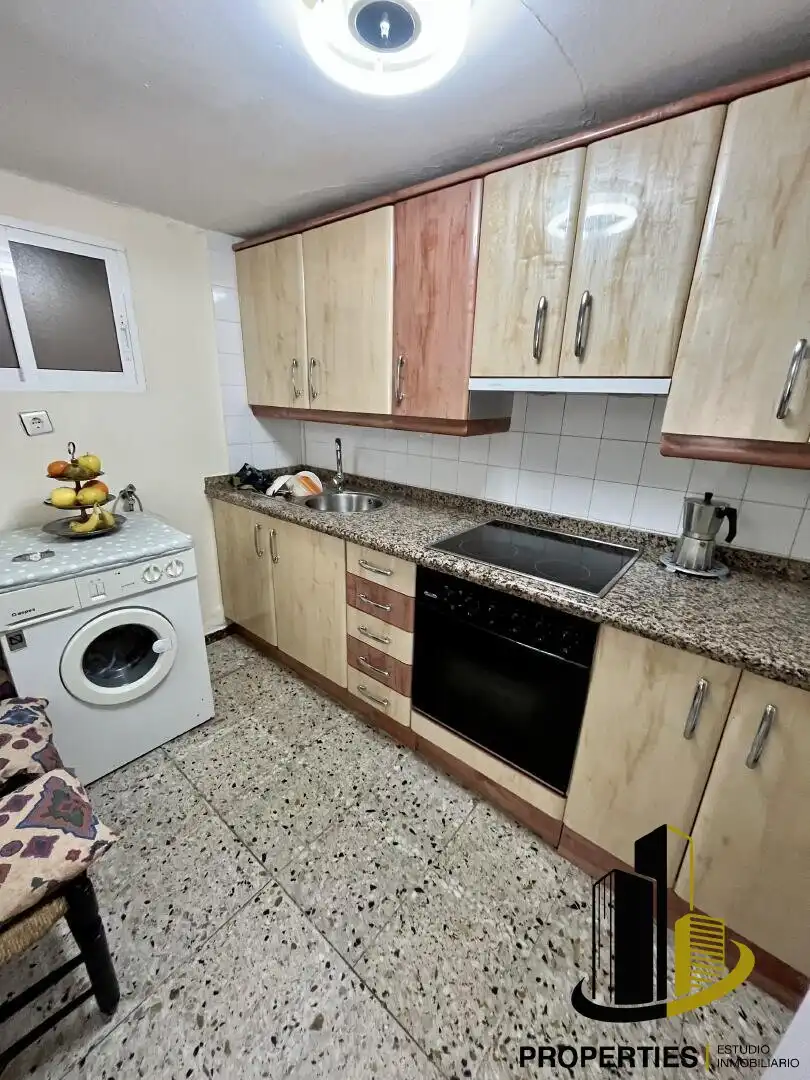 Kitchen of Houses for sale in La Cabeza de Béjar 