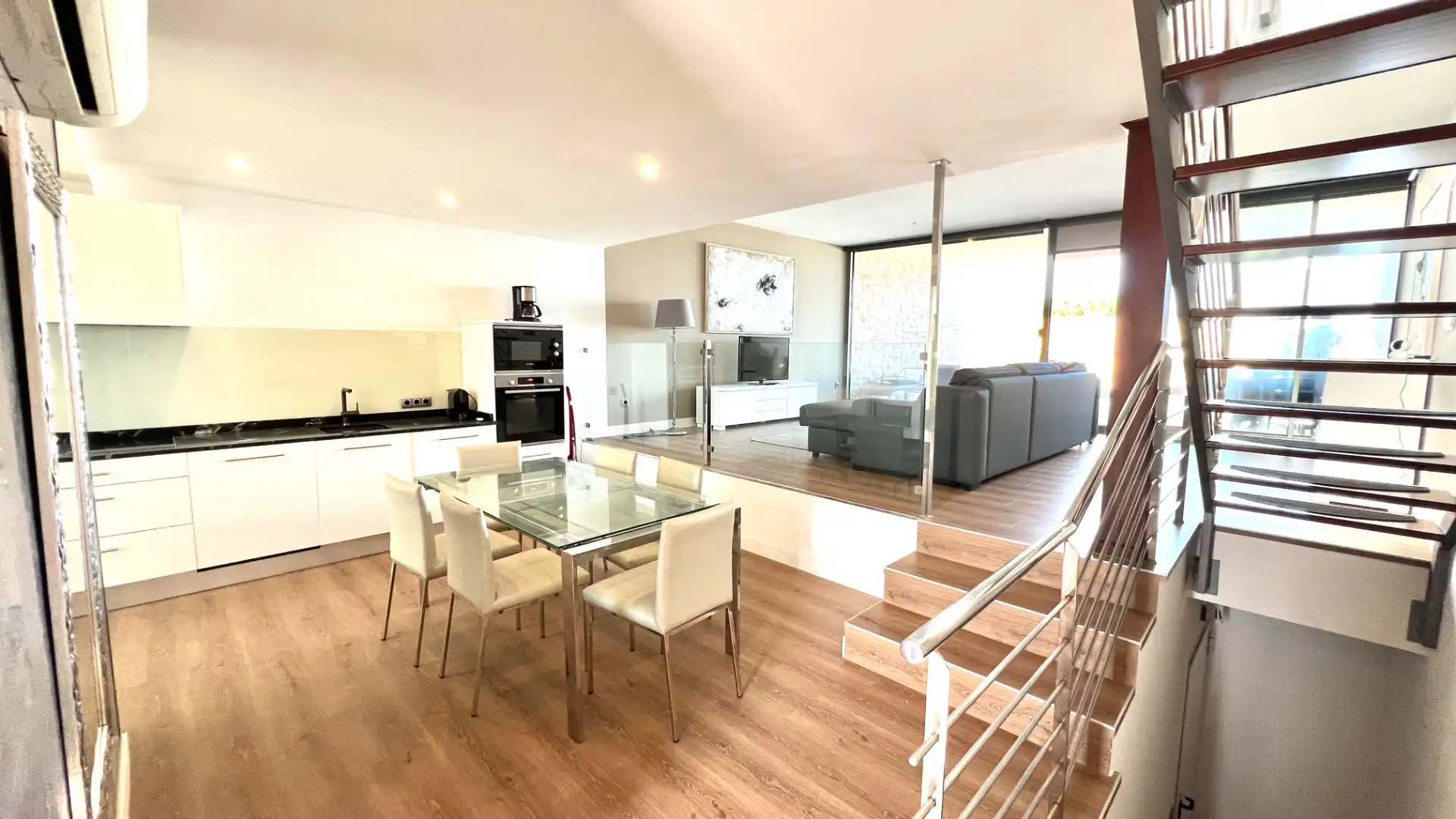 Maison mitoyenne avec terrasse à vendre à Carrer Xaloc 4, imagen 4