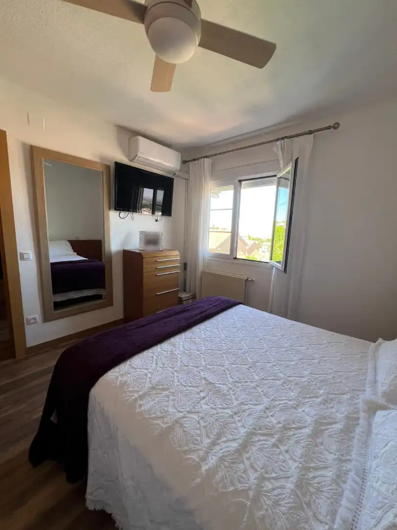 Dormitori de Casa o xalet en venda en Aranjuez amb Aire condicionat, Calefacció i Jardí privat