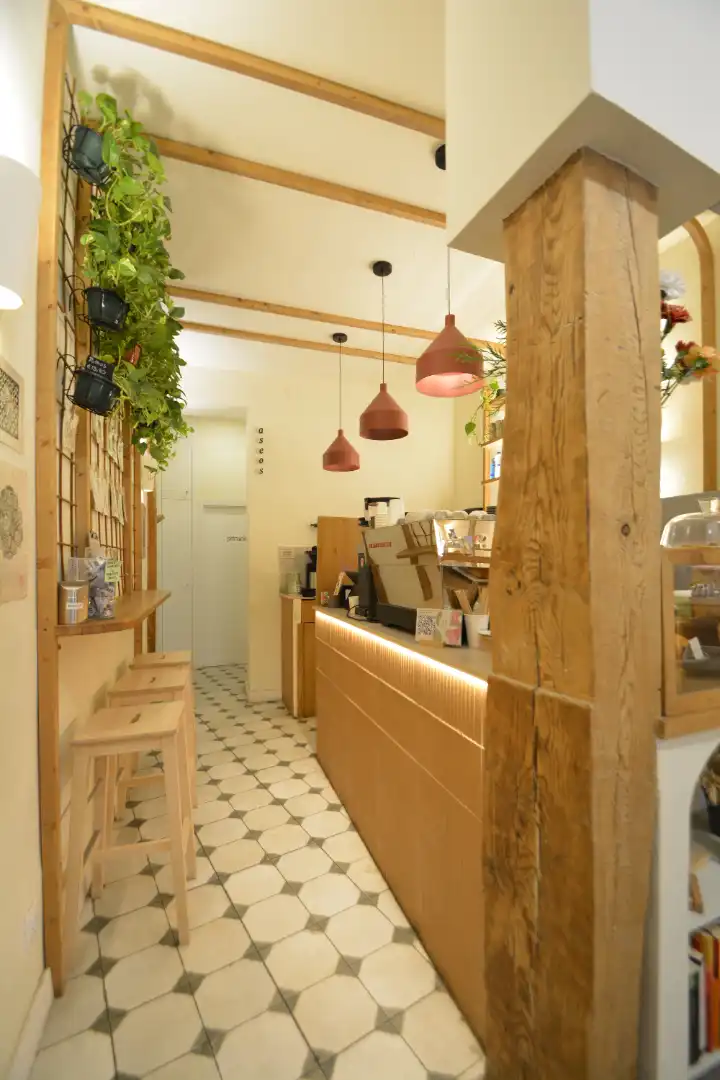 Commercial properties for transfer in Madrid  with Air Conditioner and Heating
