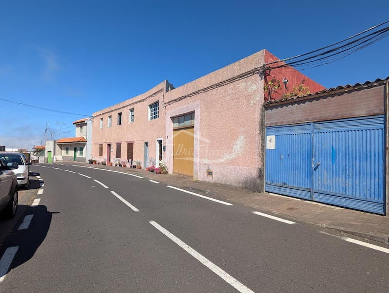 Exterior view of Building for sale in El Tanque