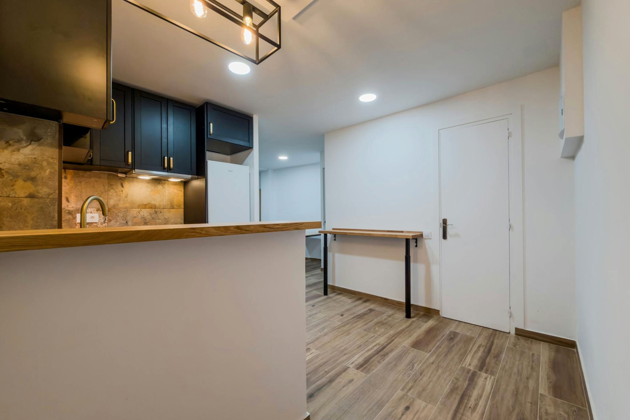 Kitchen of Flat to rent in  Barcelona Capital  with Heating, Furnished and Washing machine