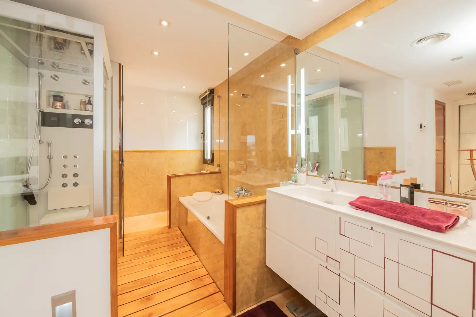 Baño de Casa o chalet en venta en Colmenar Viejo con Terraza, Trastero y Amueblado