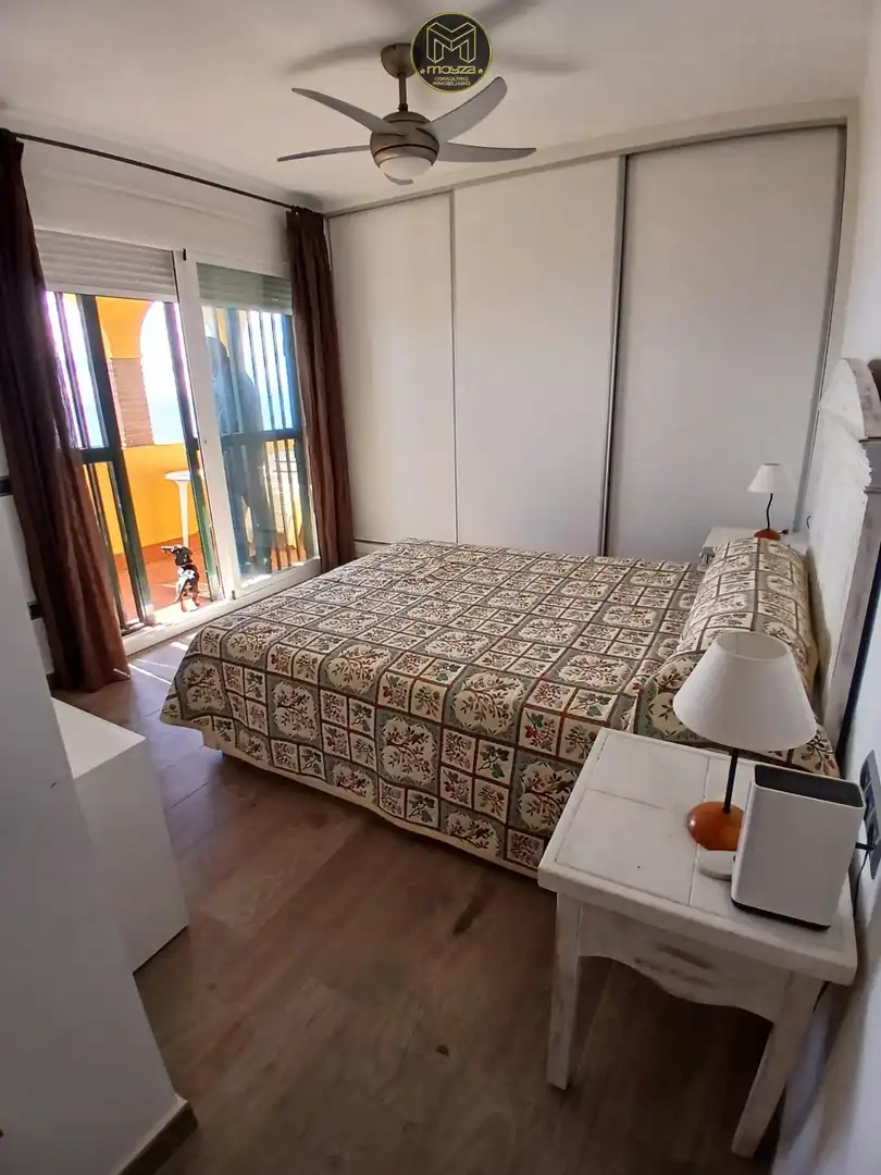 Habitación de Casa adosada de alquiler en Casares