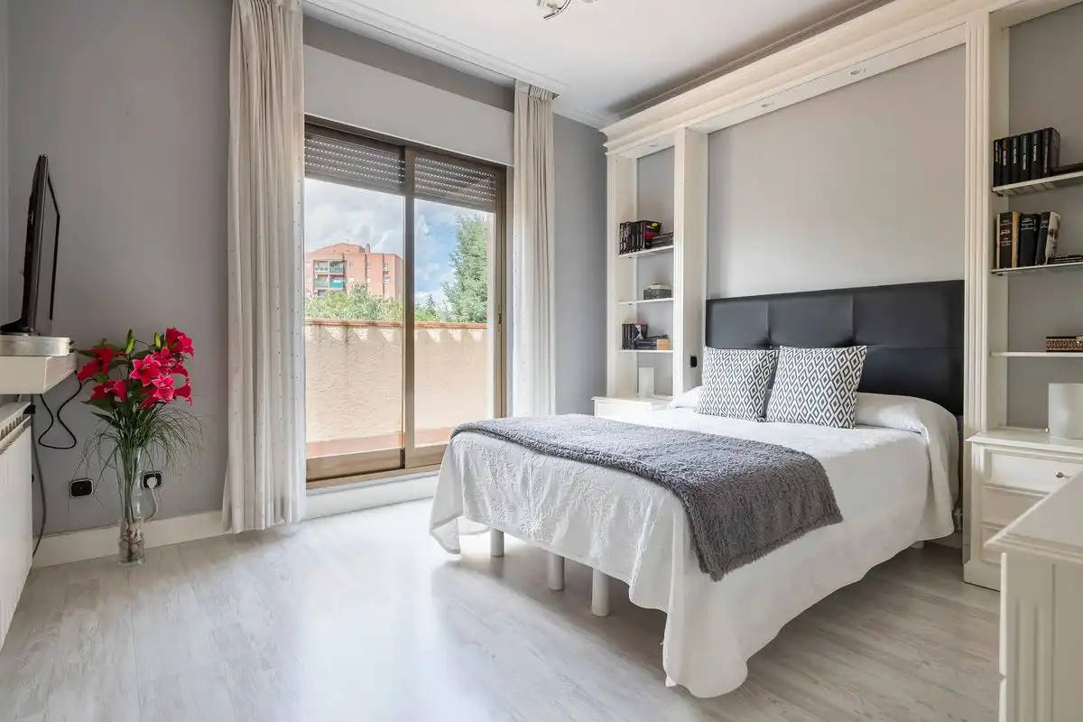 Dormitori de Casa o xalet en venda en Rivas-Vaciamadrid amb Aire condicionat, Calefacció i Jardí privat
