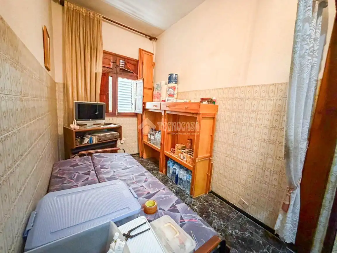 Habitación de Casa adosada en venta en Telde con Amueblado