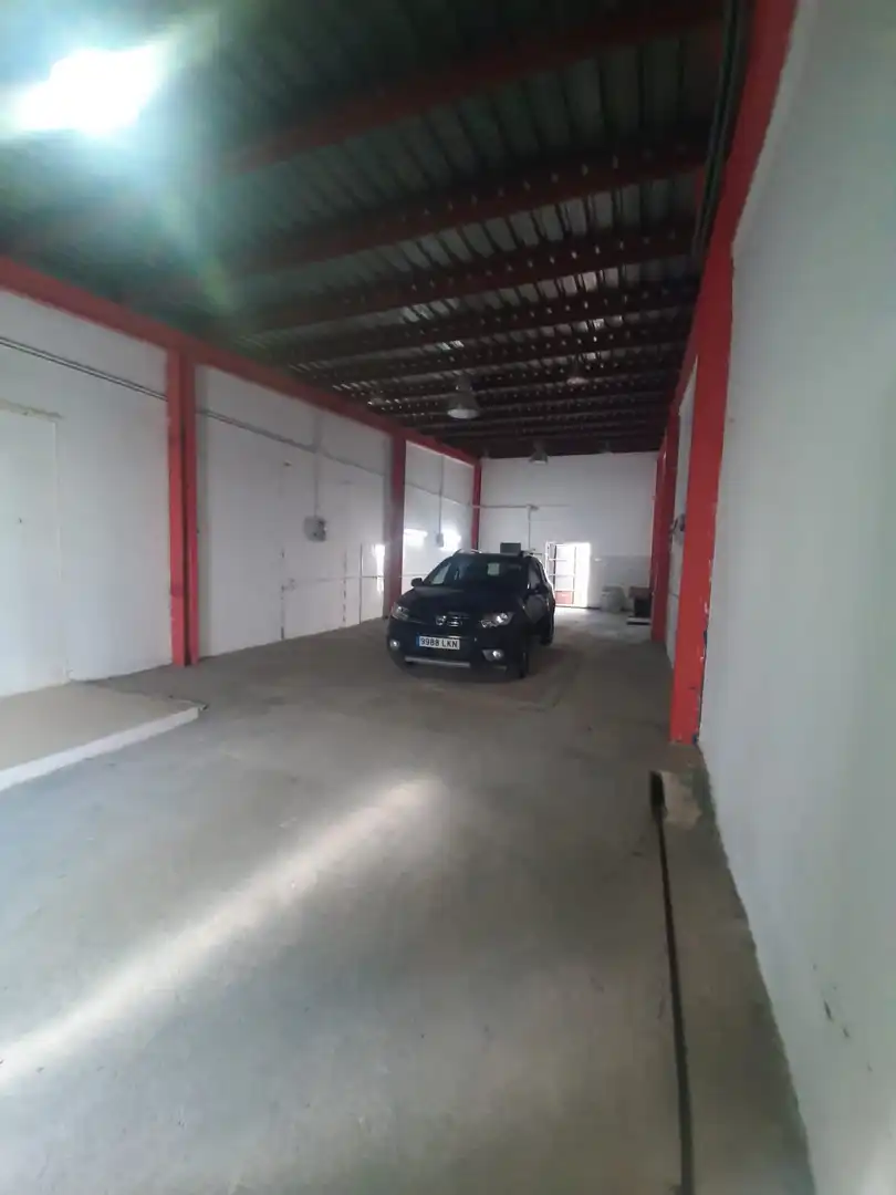 Nave industrial en venta en Villaverde del Río
