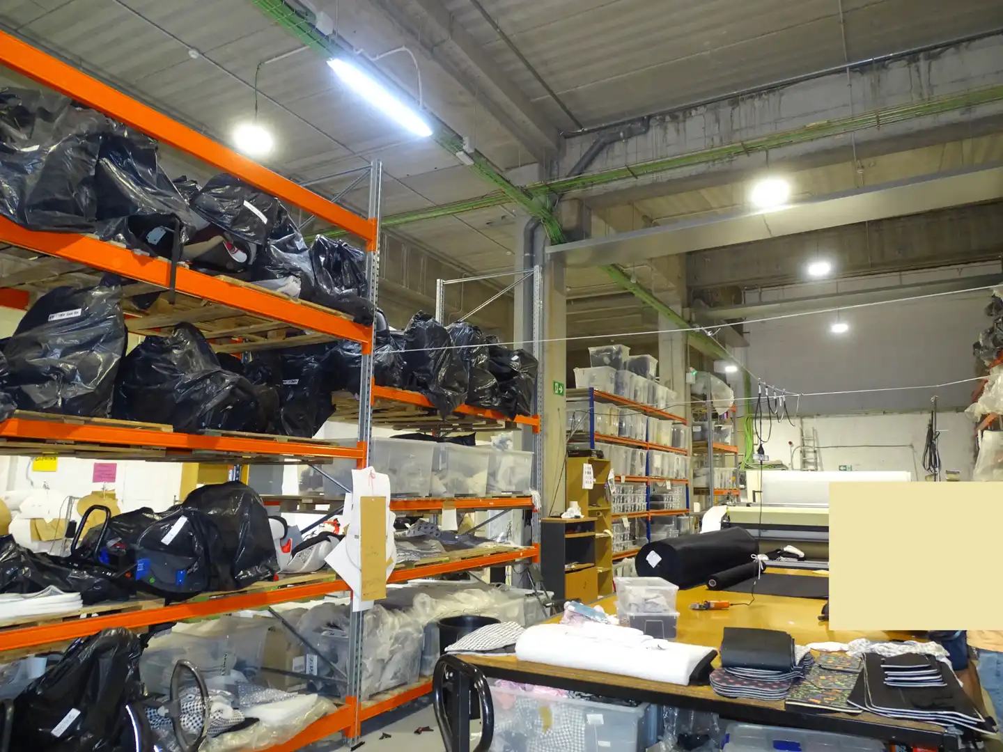 Industrial buildings for rent in Finestrelles