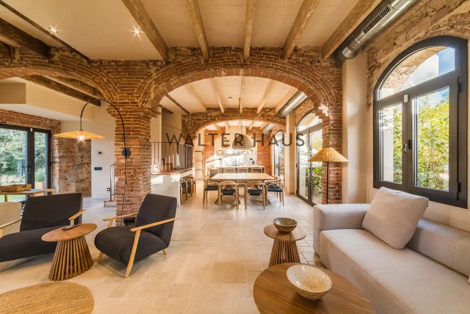 Sala de estar de Finca rústica en venta en Santa Cristina d'Aro con Calefacción, Jardín privado y Parquet