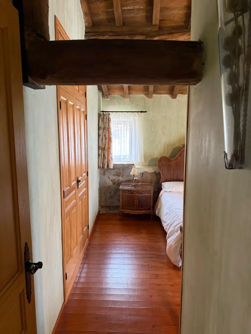 Habitación de Casa adosada en venta en La Torre con Calefacción, Jardín privado y Terraza
