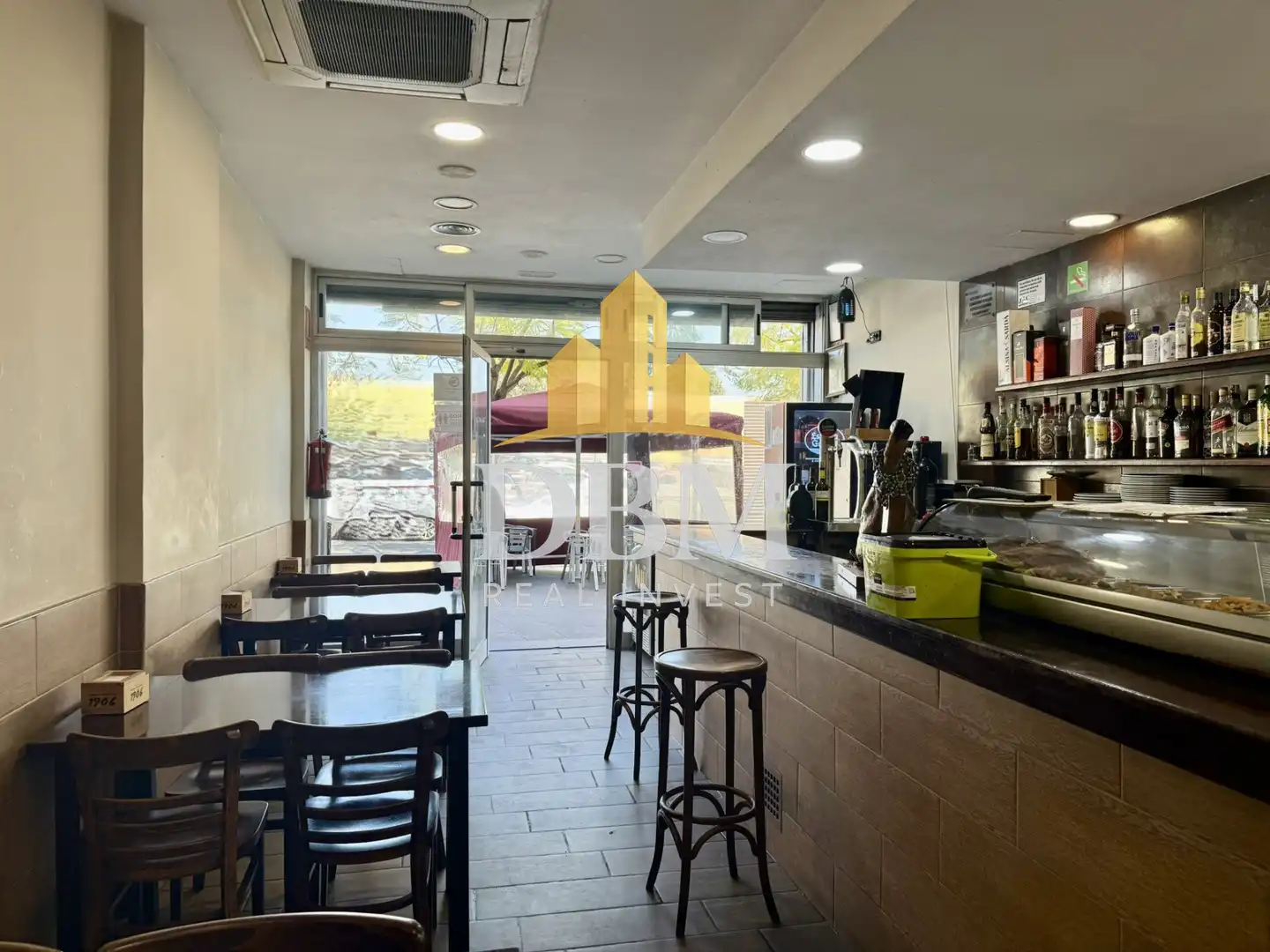 Business premises for transfer in Nou Barris, imagen 17