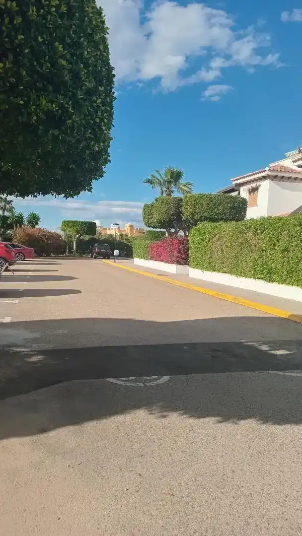 Parking de Ático de alquiler en Vera con Aire acondicionado, Jardín privado y Piscina