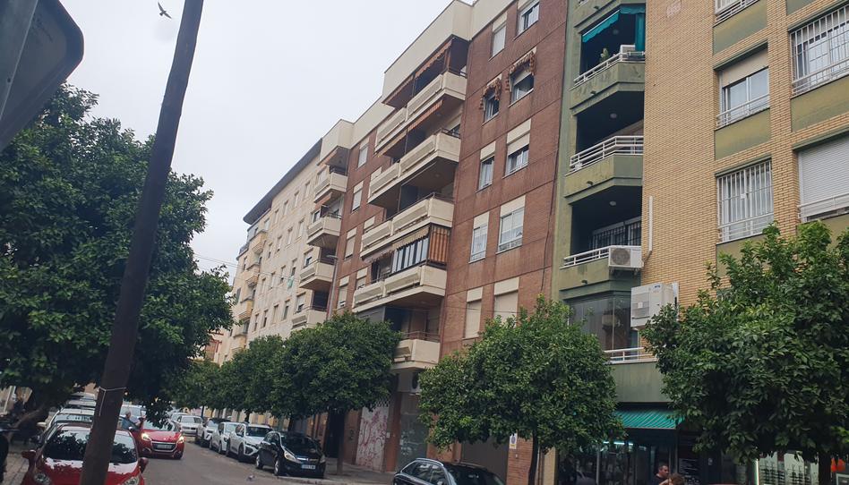 Photo 1 of Flat for sale in Calle Atanasio Barrón, 9, La Calzada - La Florida, Sevilla