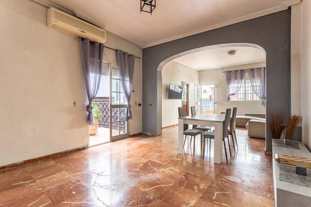 Casa-chalet en Venta en  FELICIANA ENRIQUEZ en Bellavista