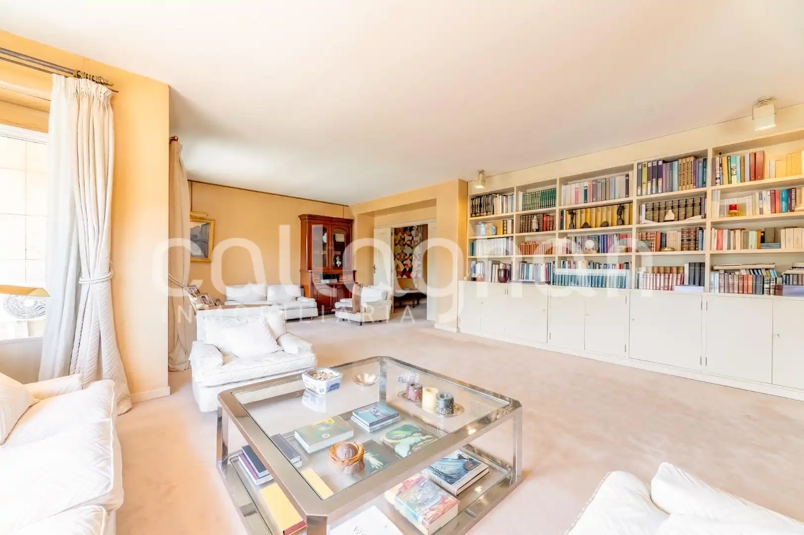 Living room of Flat for sale in Valencia  with Air Conditioner, Heating and Terrace