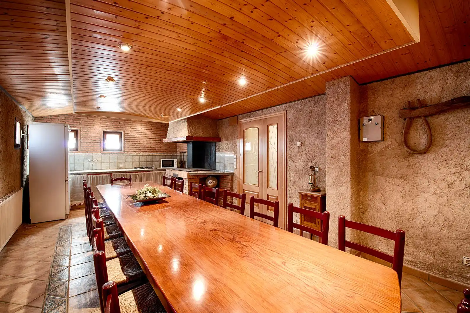 Cocina de Casa o chalet en venta en Porqueres con Calefacción, Jardín privado y Parquet