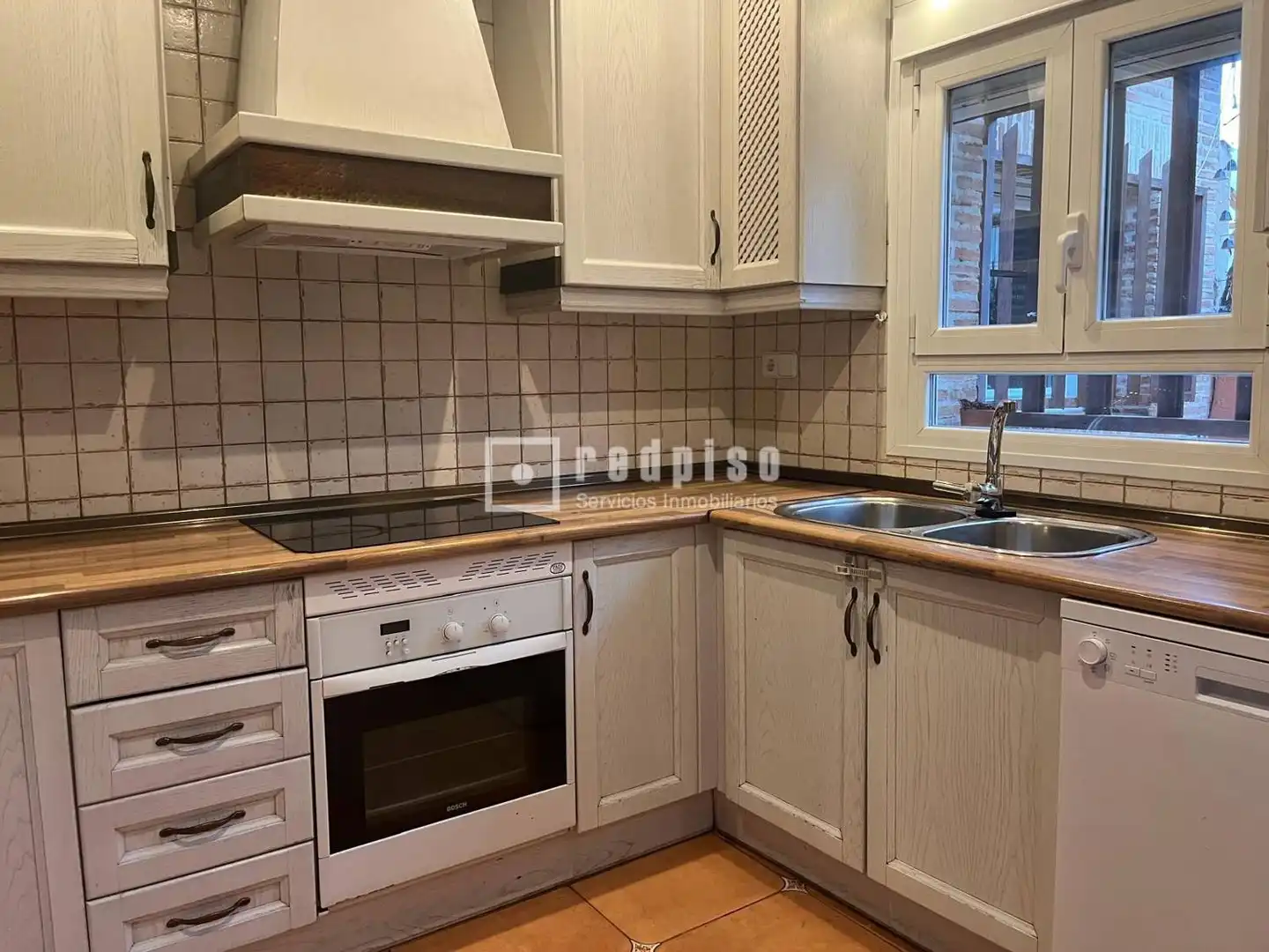 Cocina de Casa o chalet en venta en Pozuelo de Alarcón con Aire acondicionado, Calefacción y Terraza