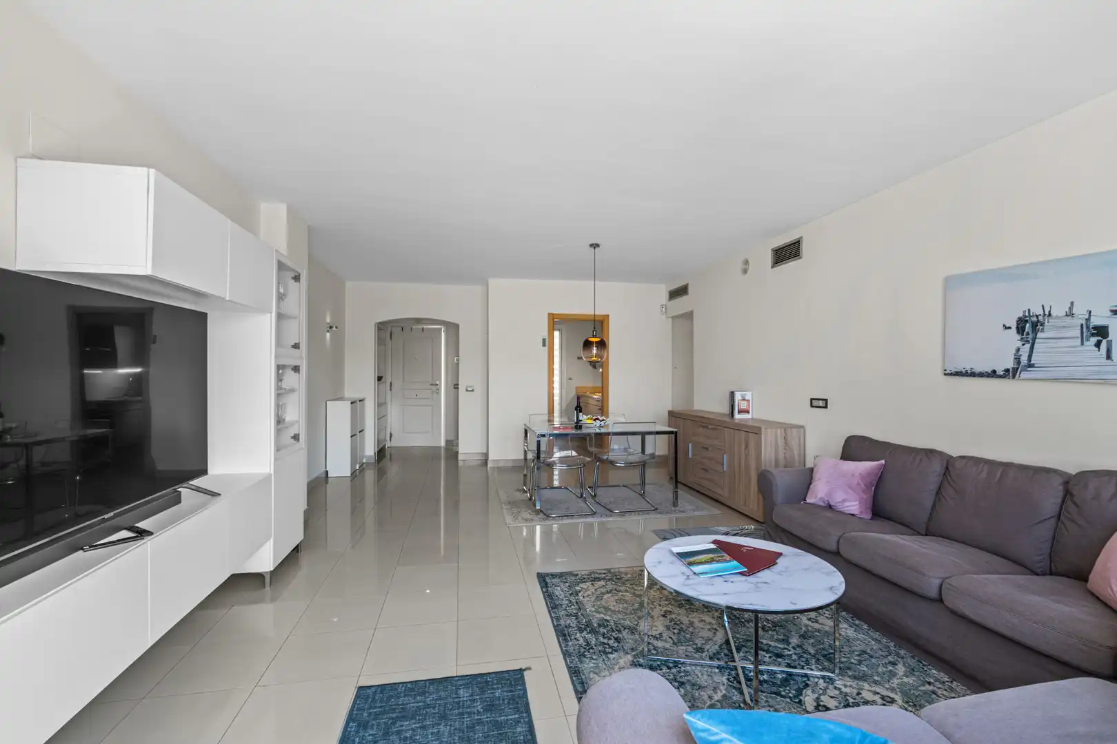 Living room of Apartments for rent in Estepona  with Air Conditioner, Terrace and Storage room