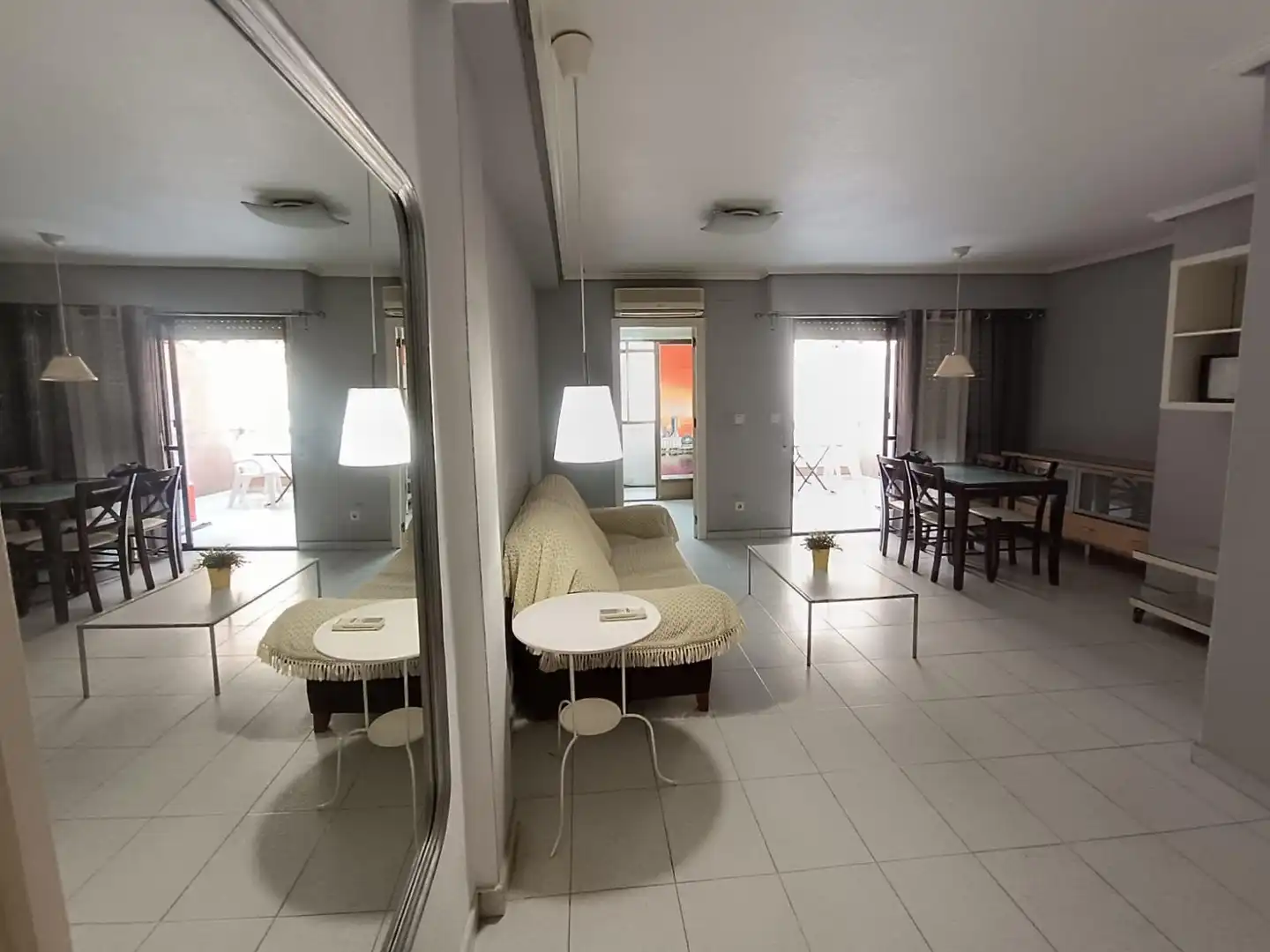 Sala d'estar de Pis en venda en Santa Pola amb Terrassa i Moblat