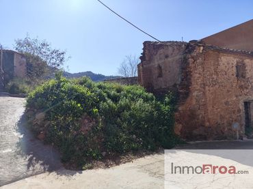 Grundstücke und Bauplätze zum Verkauf in Calvario 367